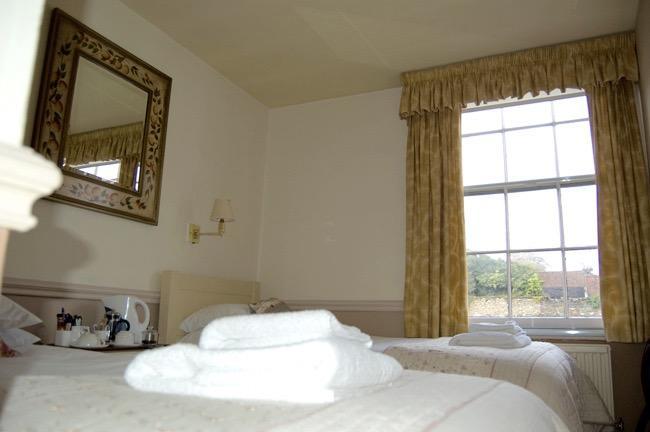 Whyte Harte Hotel Redhill  Exteriér fotografie
