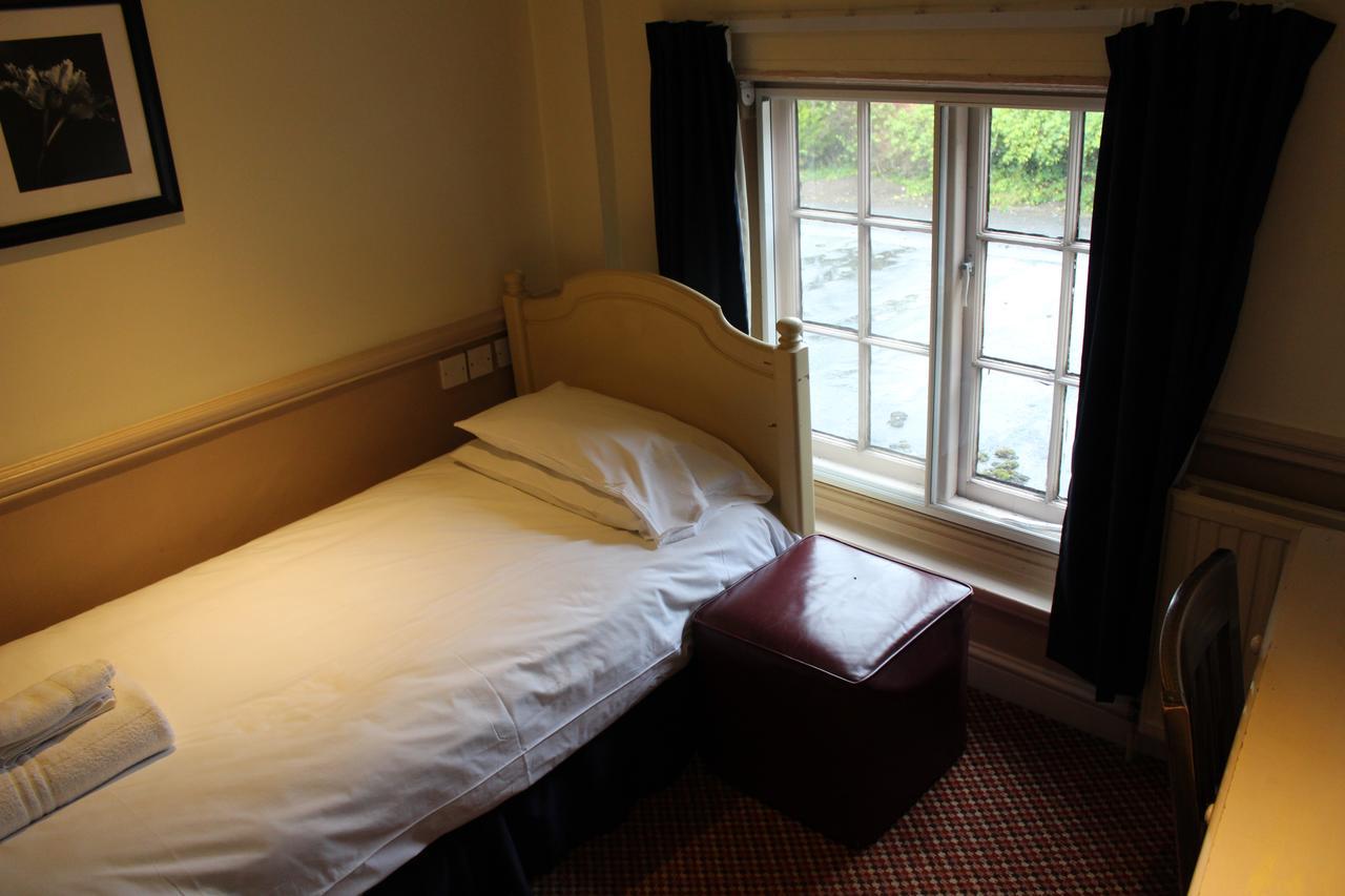Whyte Harte Hotel Redhill  Exteriér fotografie
