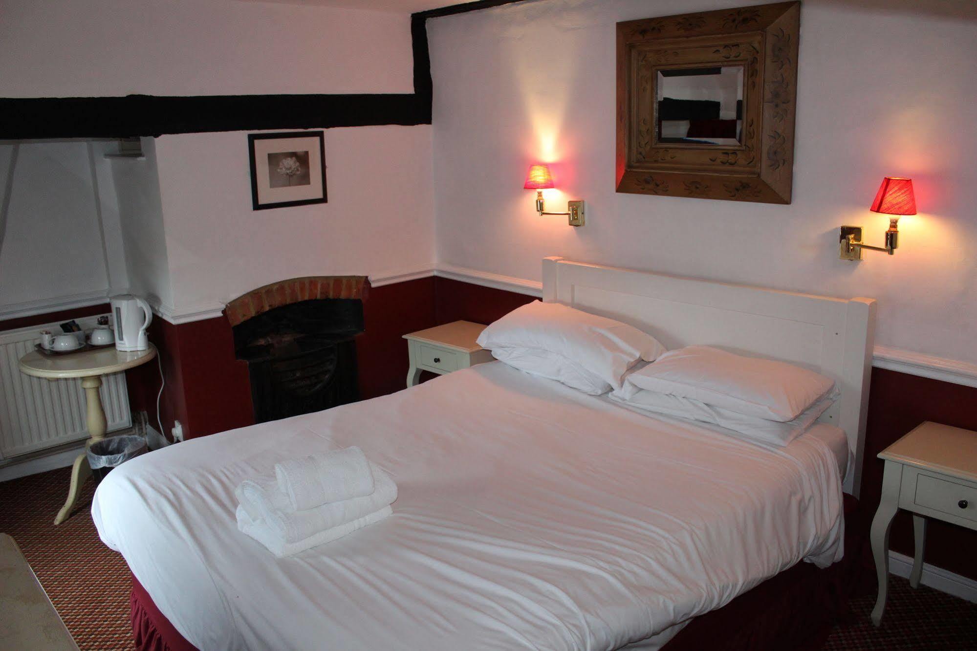 Whyte Harte Hotel Redhill  Exteriér fotografie
